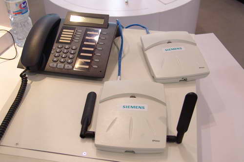 西门子展台 2005年中国国际通信设备技术展上的科技之光